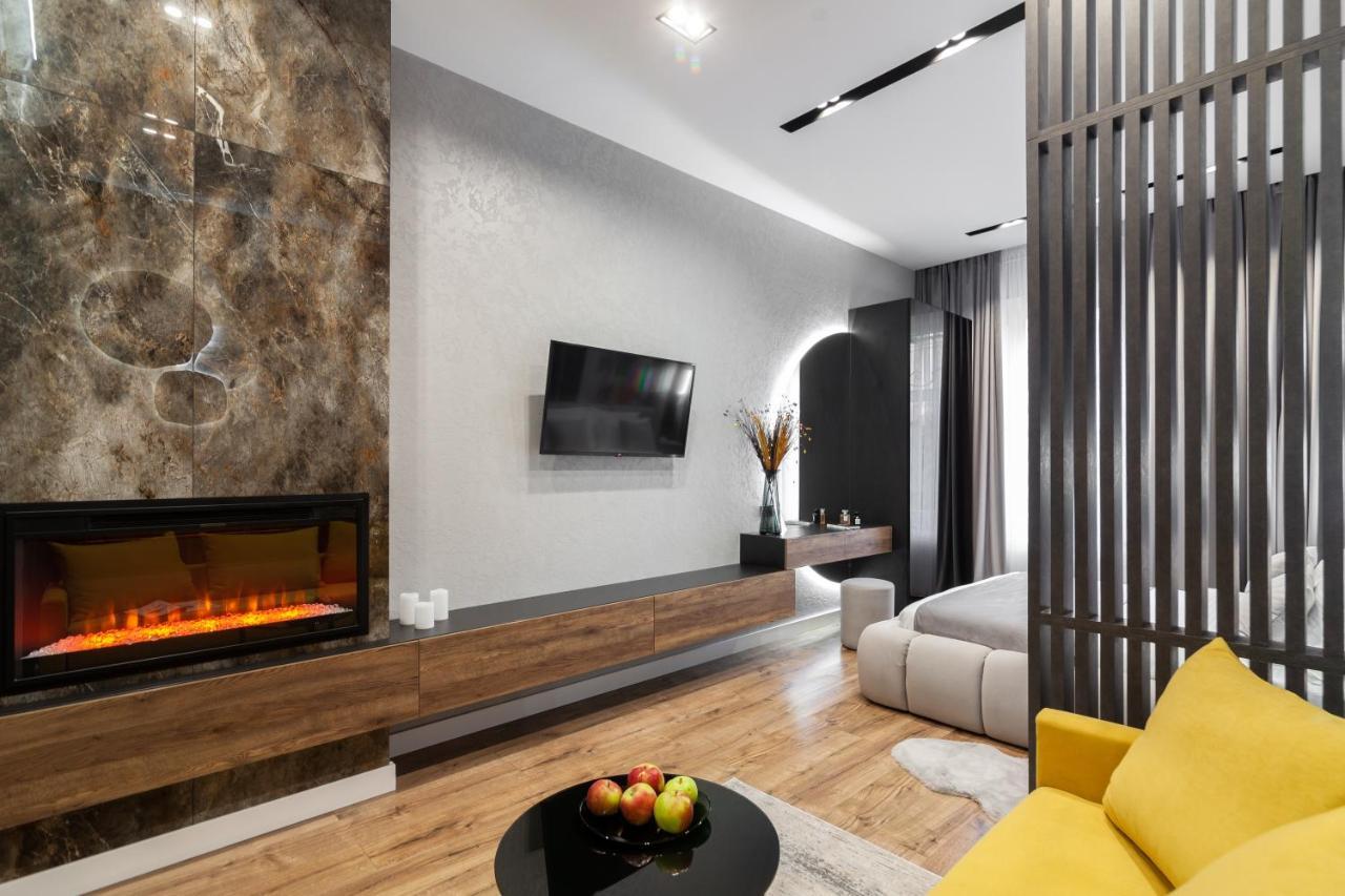 Dream Apartament On Drahomanova Street Liov Exterior foto