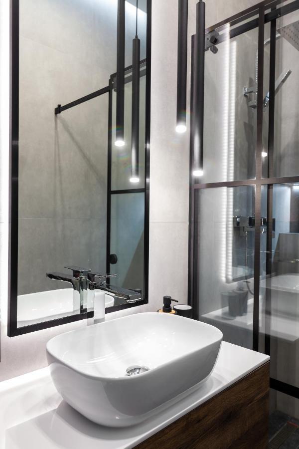 Dream Apartament On Drahomanova Street Liov Exterior foto