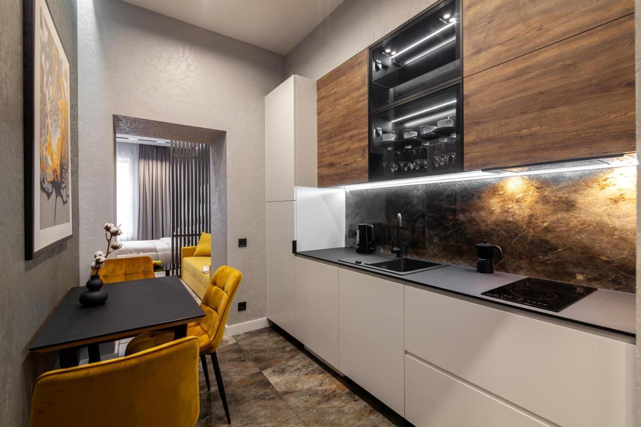 Dream Apartament On Drahomanova Street Liov Exterior foto